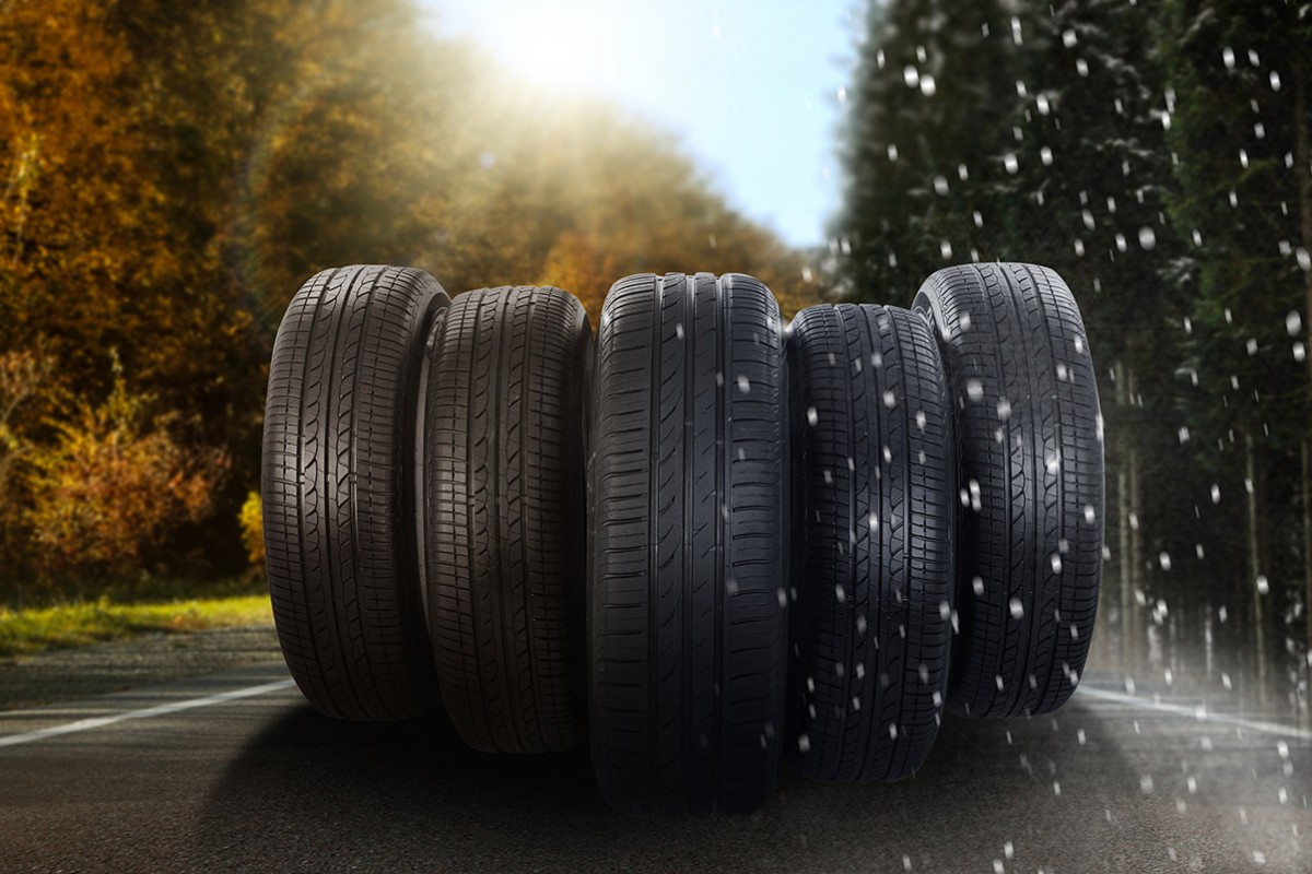 Tires for New Season. Photo 216499948 © Chernetskaya | Dreamstime.com